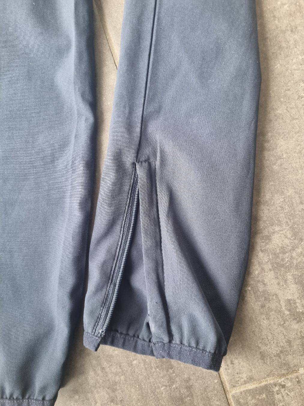 Jako-O Hosen: Jako-o Trainingshose Gr. 104-110 – Gebraucht aus Remigen von Avanti 2