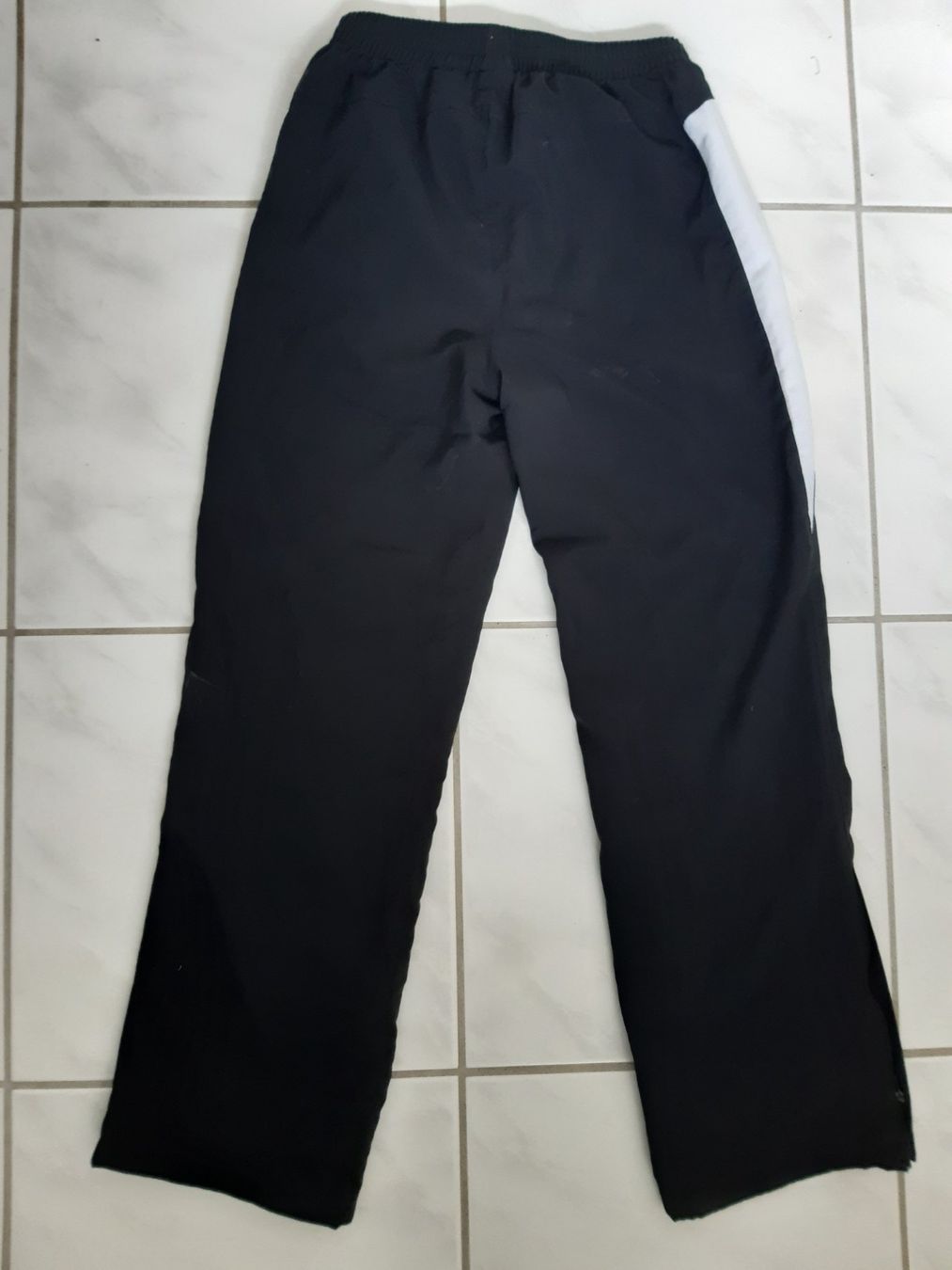 Pantaloni: Trainerhose Grösse 152 – Usato da Mülligen venduto da gipseli 1