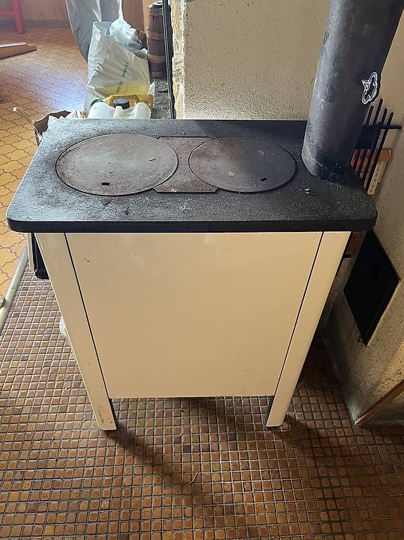 Herde: Cuisinière à bois "Sarina" – Gebraucht aus Epalinges von jpe_2twg 4