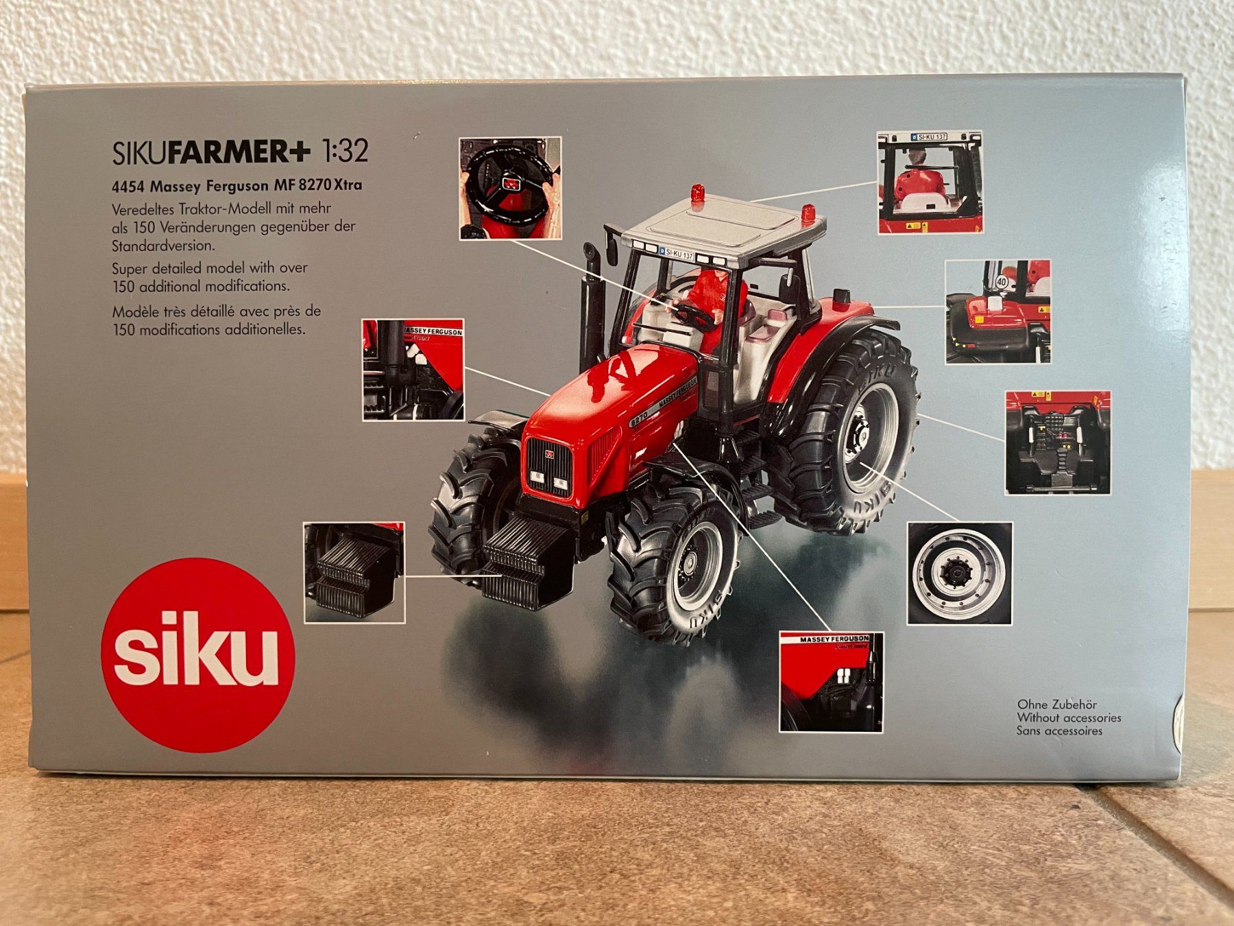 Massey Ferguson Trattori: SIKU Massey Ferguson 8270 Xtra – Nuovo e nell'imballaggio originale da Kreuzlingen venduto da Stefan1150 5