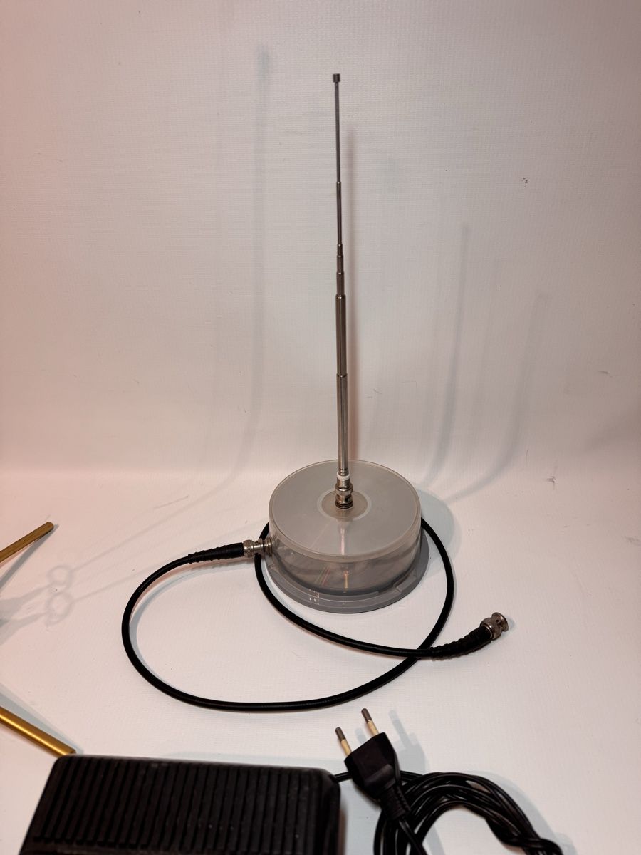 Funktechnik: Antenna-Set + Rotator/Steuergerät + Kabel | ungetestet – Gebraucht aus Rombach von vir_2dsd 3