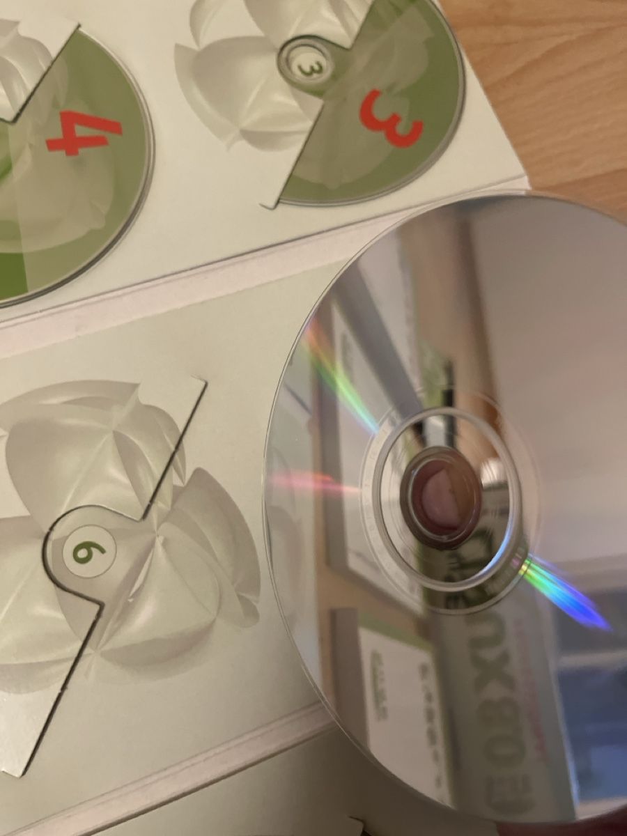 Software: SuSE Linux 8.0 Professional - Das komplette Linux System – Gebraucht aus Zürich von Soulaholic 2