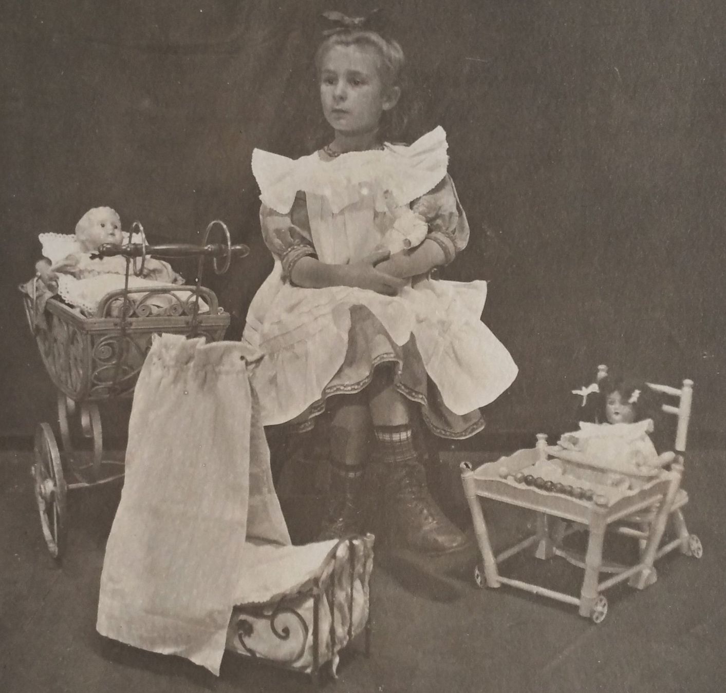 Cartoline postali: AK Ansichtskarte, Mädchen mit Puppe (IX), 1909 – Usato da Oberriet SG venduto da Manick 1
