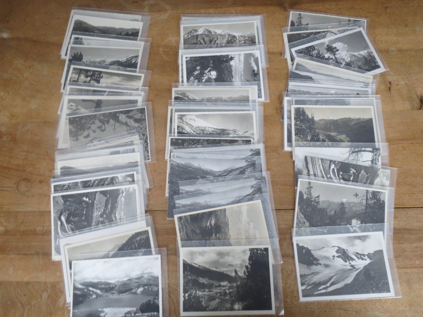 Cartoline postali: Ofenpass, Nationalpark usw. Etwa 150 alte Ansichtskarten. – Usato da Tagelswangen venduto da Miski 4