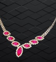 Elegante Vintage Halskette, pink & Strass