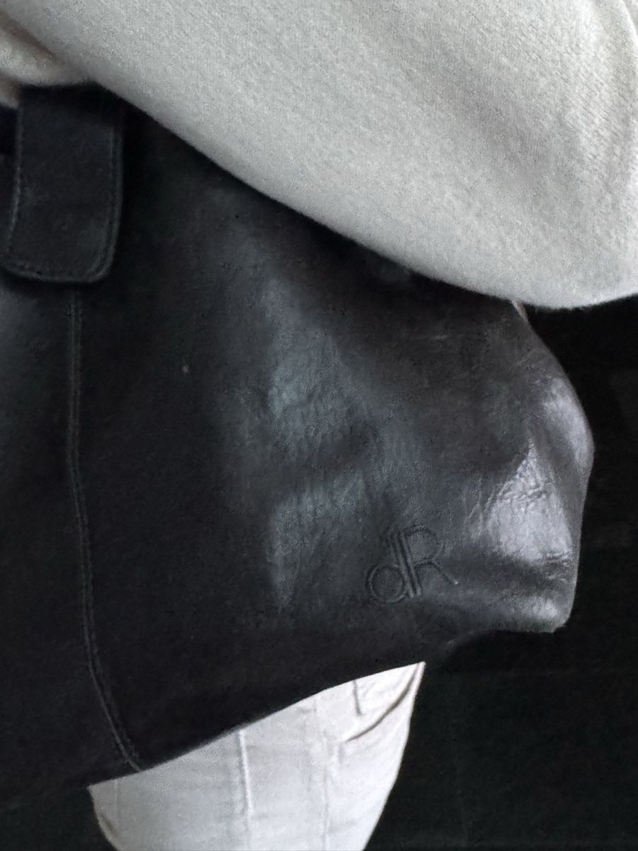 Taschen für Damen: Black DR Handbag - Leather, Great Condition, Spring! – Gebraucht aus Sarnen von NataschaaM 2