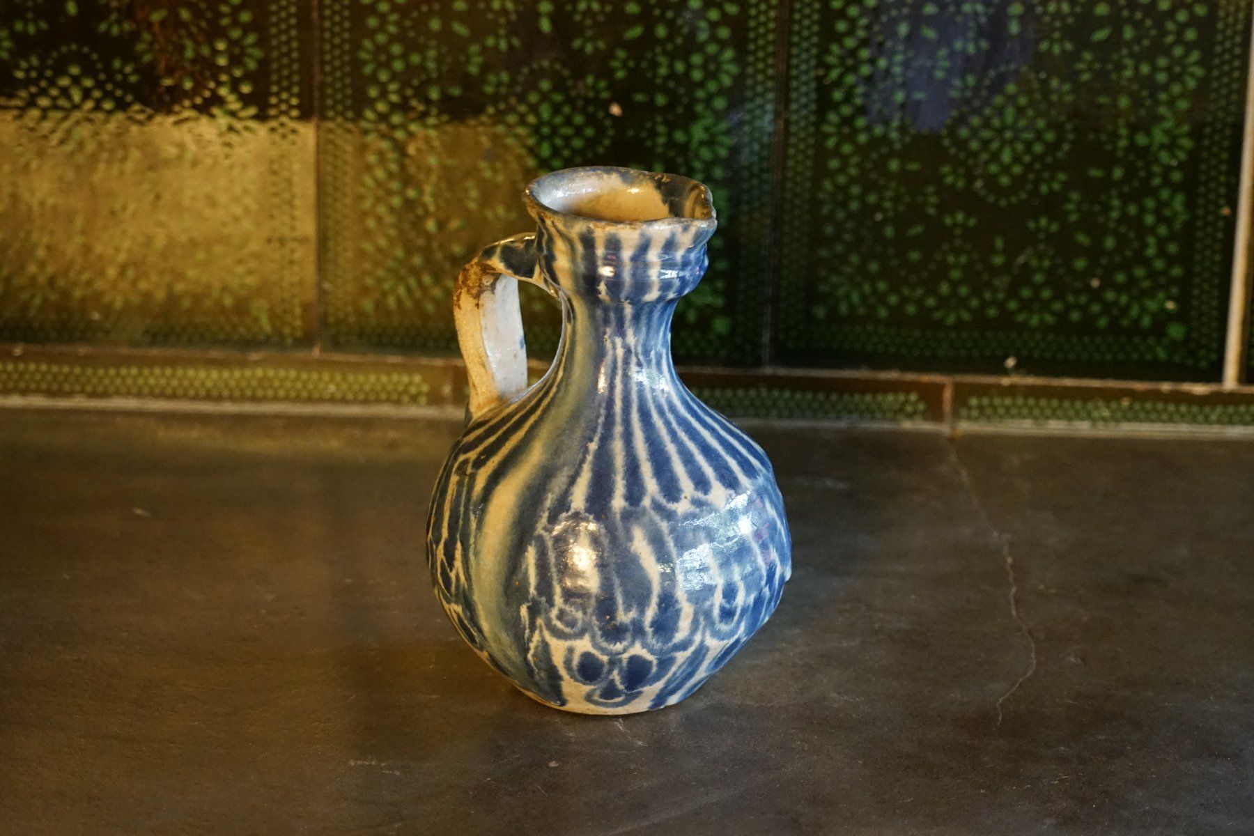 Caraffe: Krug  Ewer 13. bis 16. Jahrhundert persisch oder andalusisch – Usato da Hinwil venduto da Antikfischer 2