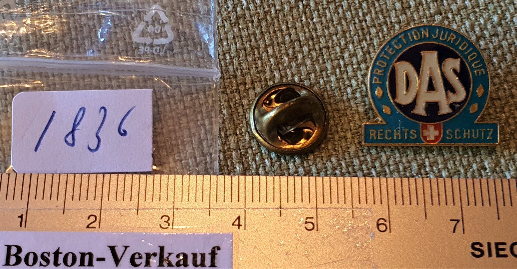 Placchette & Badge: I836 - Pin DAS Recht Schutz Schweiz – Usato da Reinach BL venduto da Boston-Verkauf 1