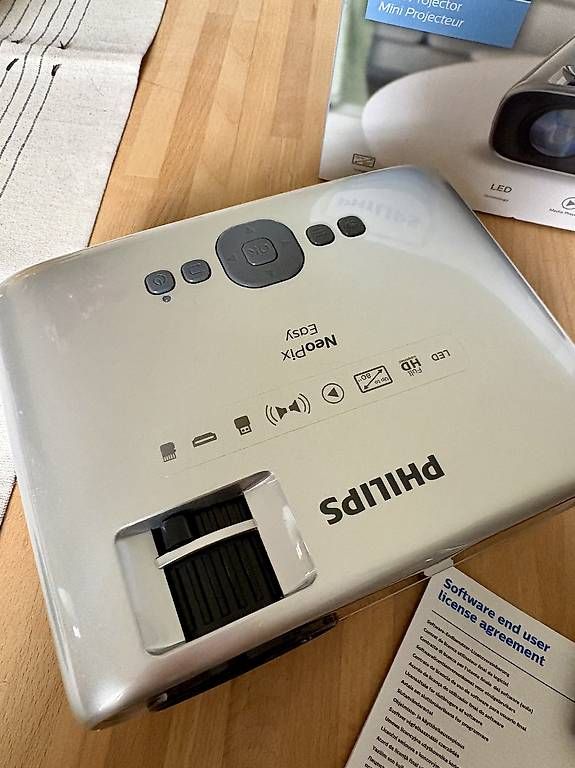 Videoprojektoren: Proiettore Philips NeoPix Easy – Gebraucht aus Lamone von Anj232 3