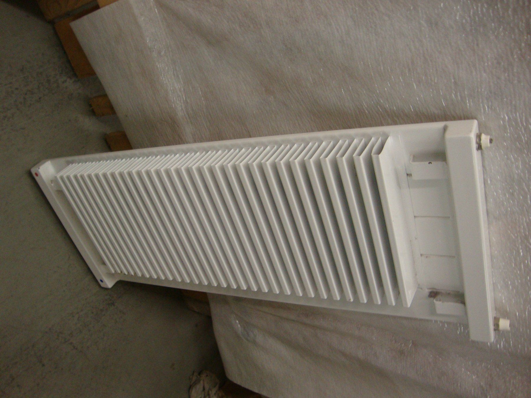 Radiatori: Radiator – Usato da Niederhasli venduto da Hasli85 3