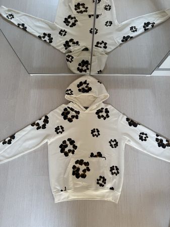 Hoodie Denim Tears Cotton Wreath blanc / noir & marron