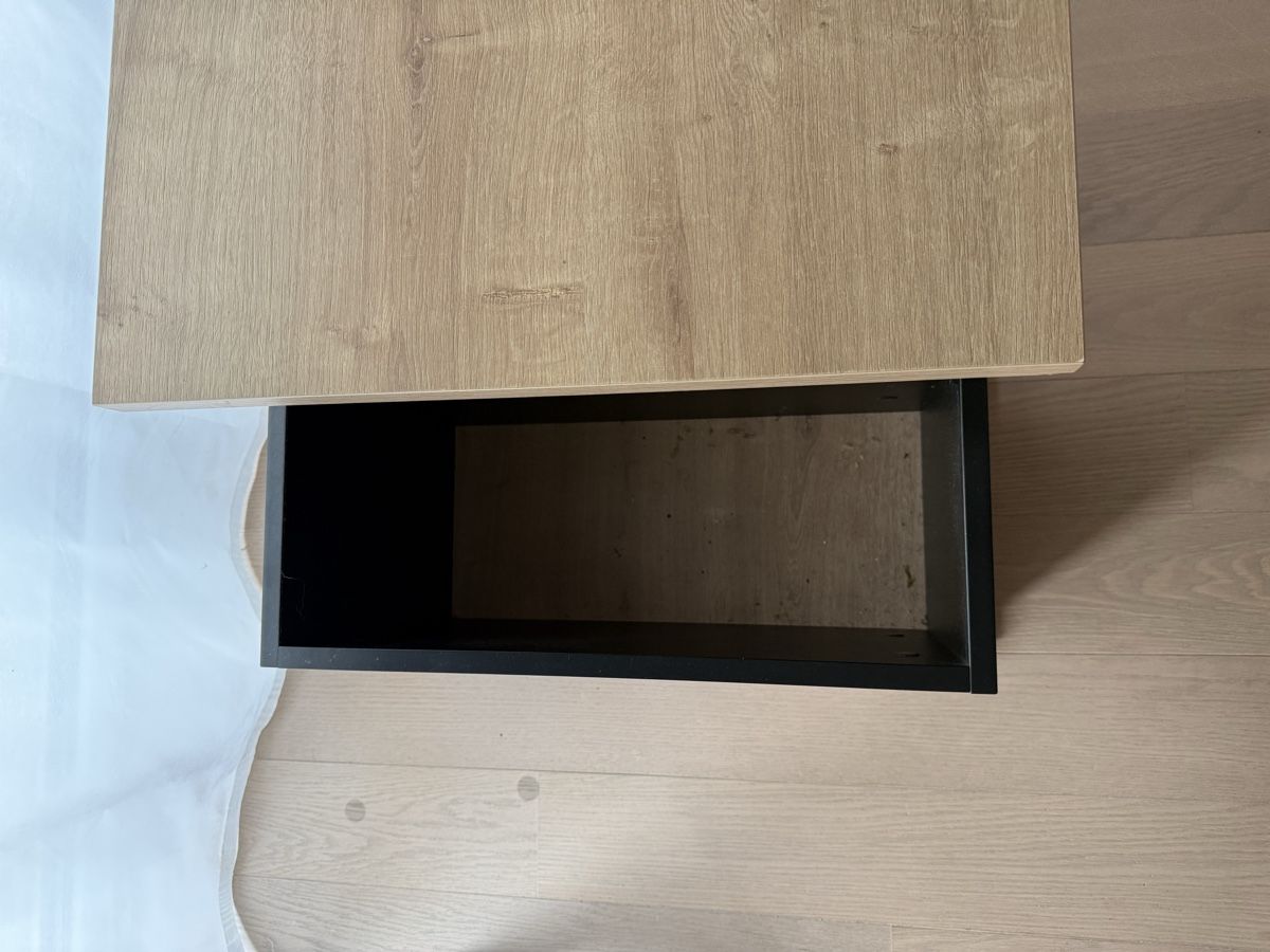 Tavoli: Coffee Table, Lift-Top, Used Condition, damaged corner – Usato da Dietlikon venduto da lot_rel 3