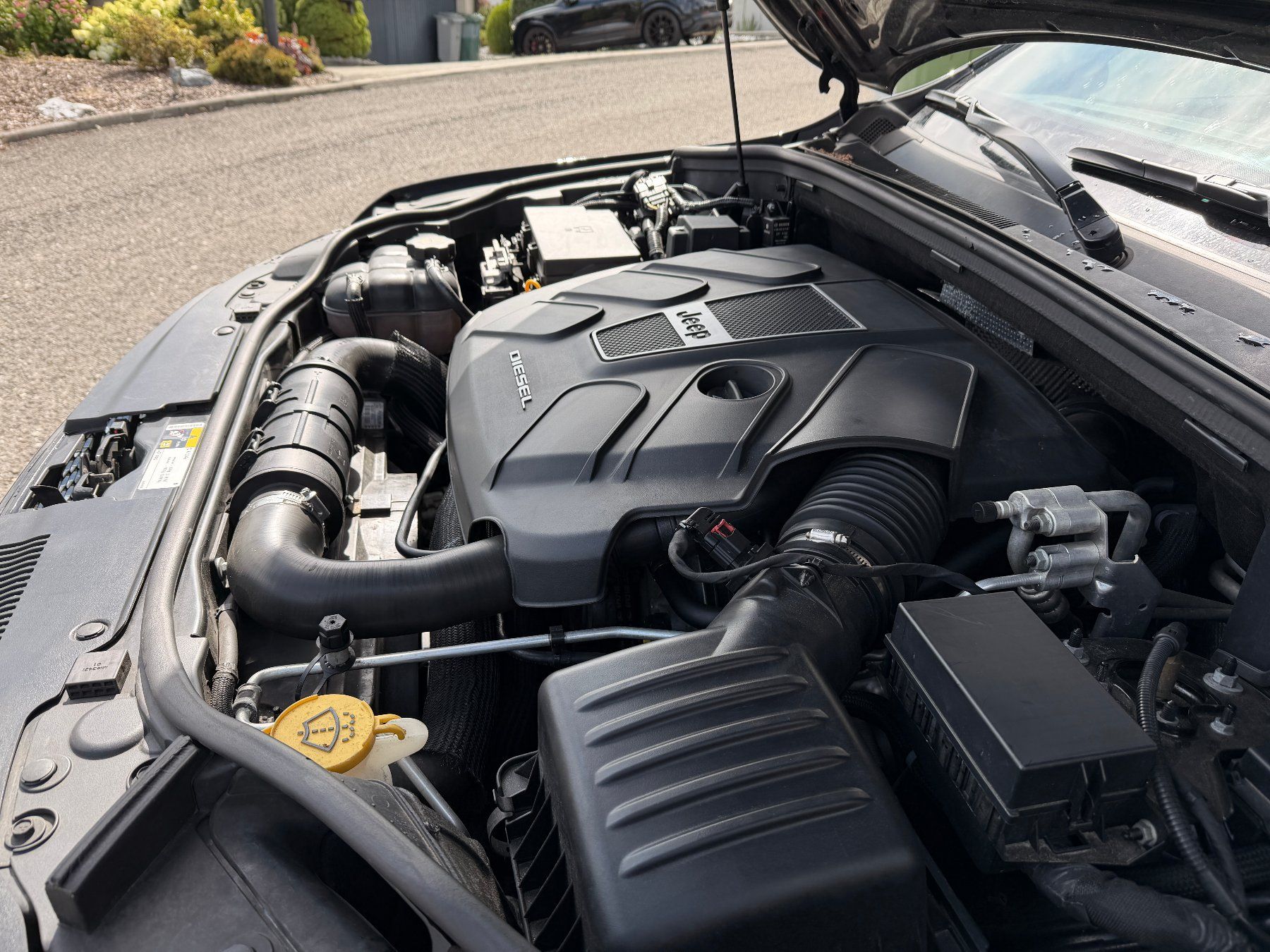 Jeep Automobili: Jeep Grand Cherokee Summit mit 3.5to Anhängelast – Usato da Hildisrieden venduto da Aareplast 2