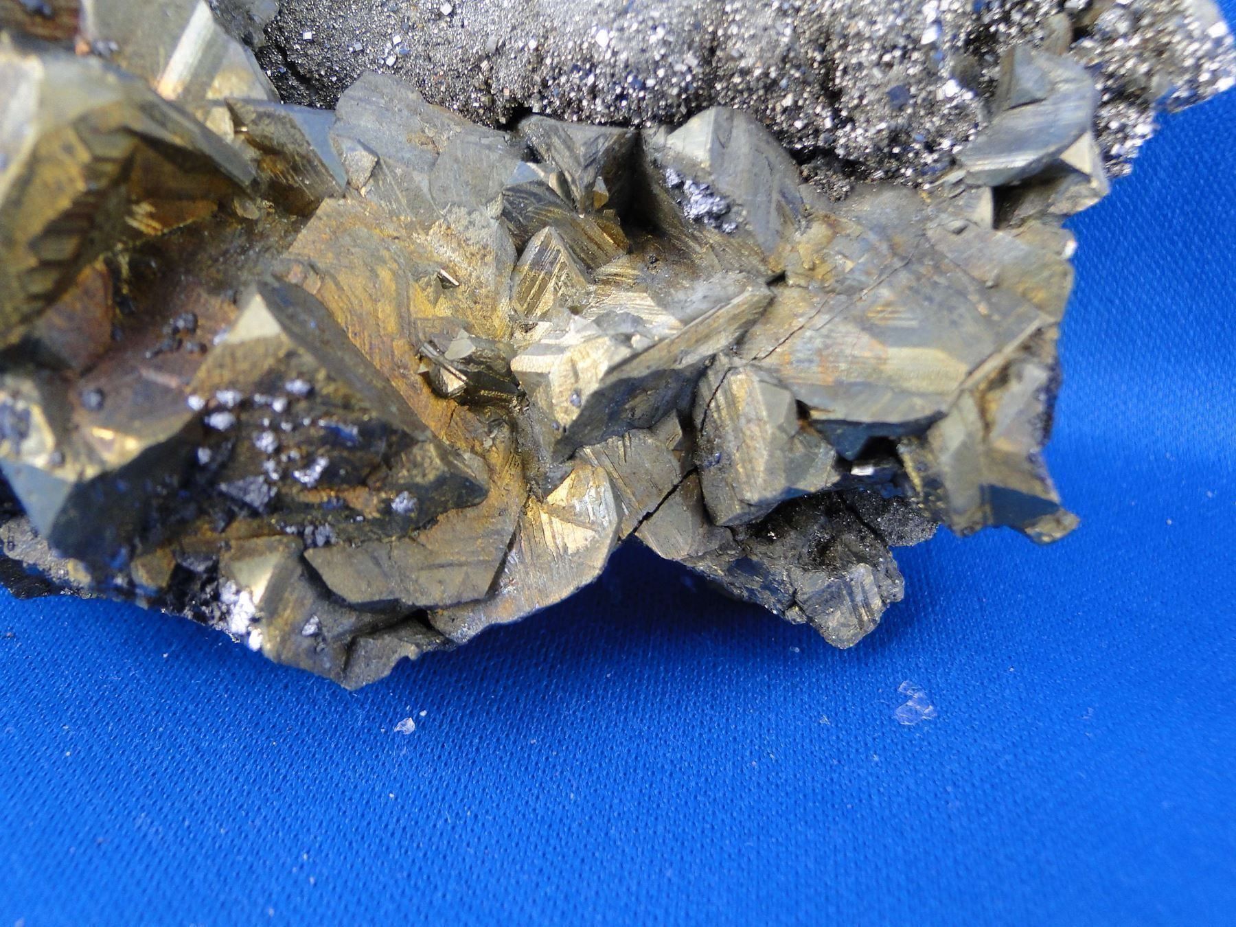 Minerali & Pietre curative: Arsenopyrit auf Chalkopyrit – Usato da Schinznach Bad venduto da Demerald 3