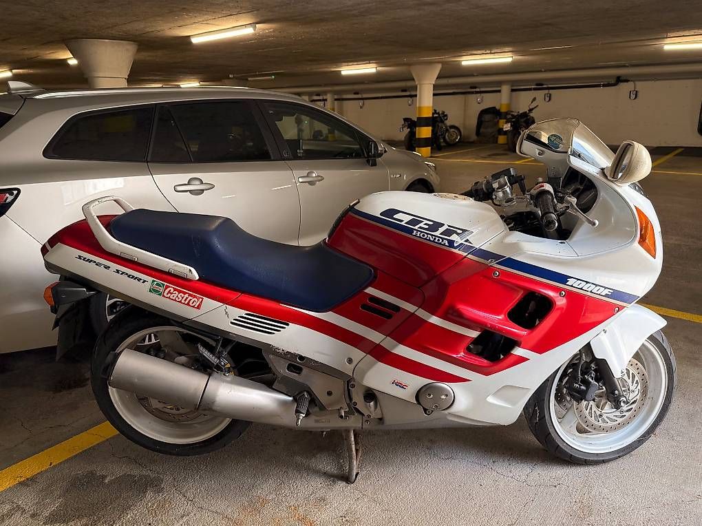 Honda Altro: Honda CBR1000F – Usato da Oberglatt ZH venduto da smexsa