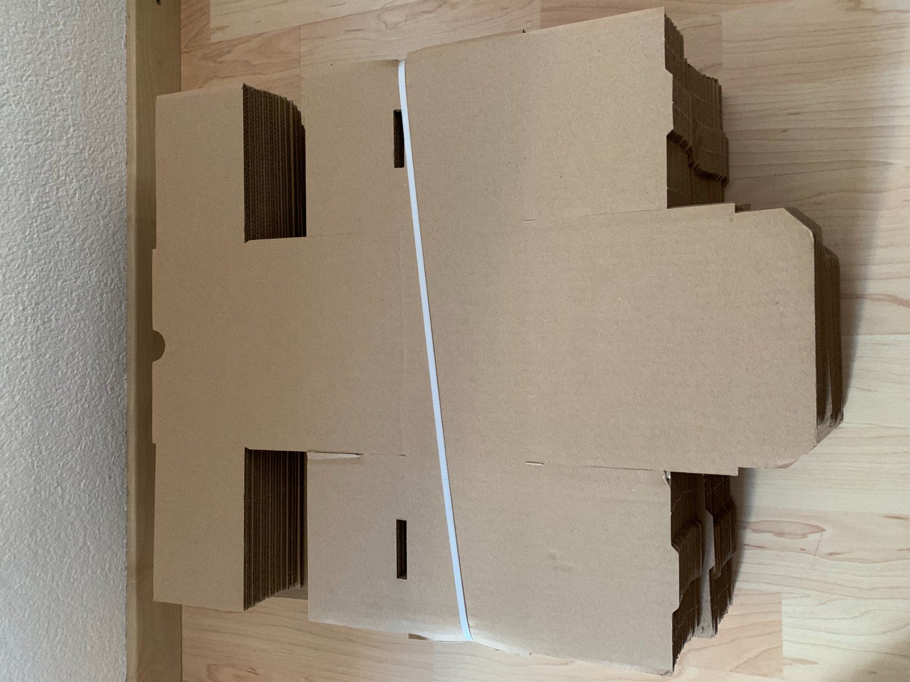Altro in Decorazioni & Accessori: 50 Stück, Model 1211 Aufrichteboxen, Versandkarton – Nuovo (secondo la descrizione) da Courlevon venduto da HotSaleandPrice 2
