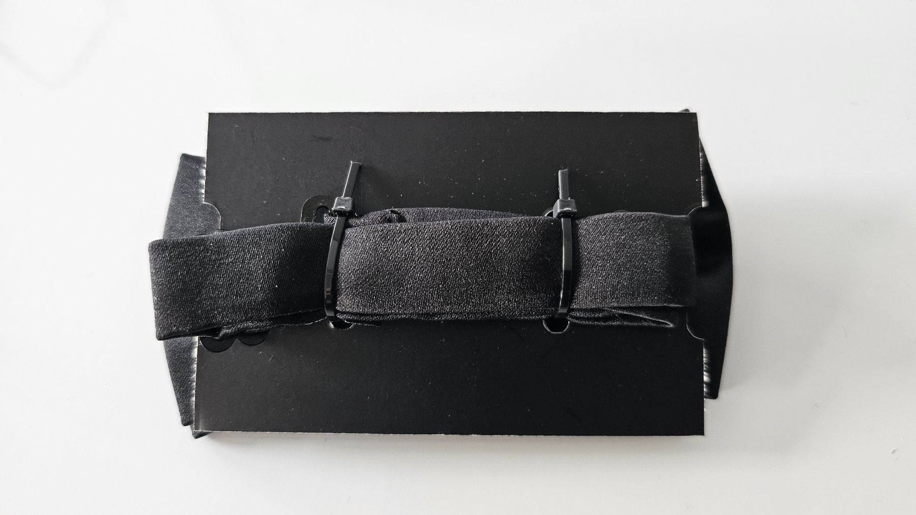 Cravatte: schwarze uni satin Fliege – Nuovo e nell'imballaggio originale da Fehraltorf venduto da herrenaccessoirsking 2