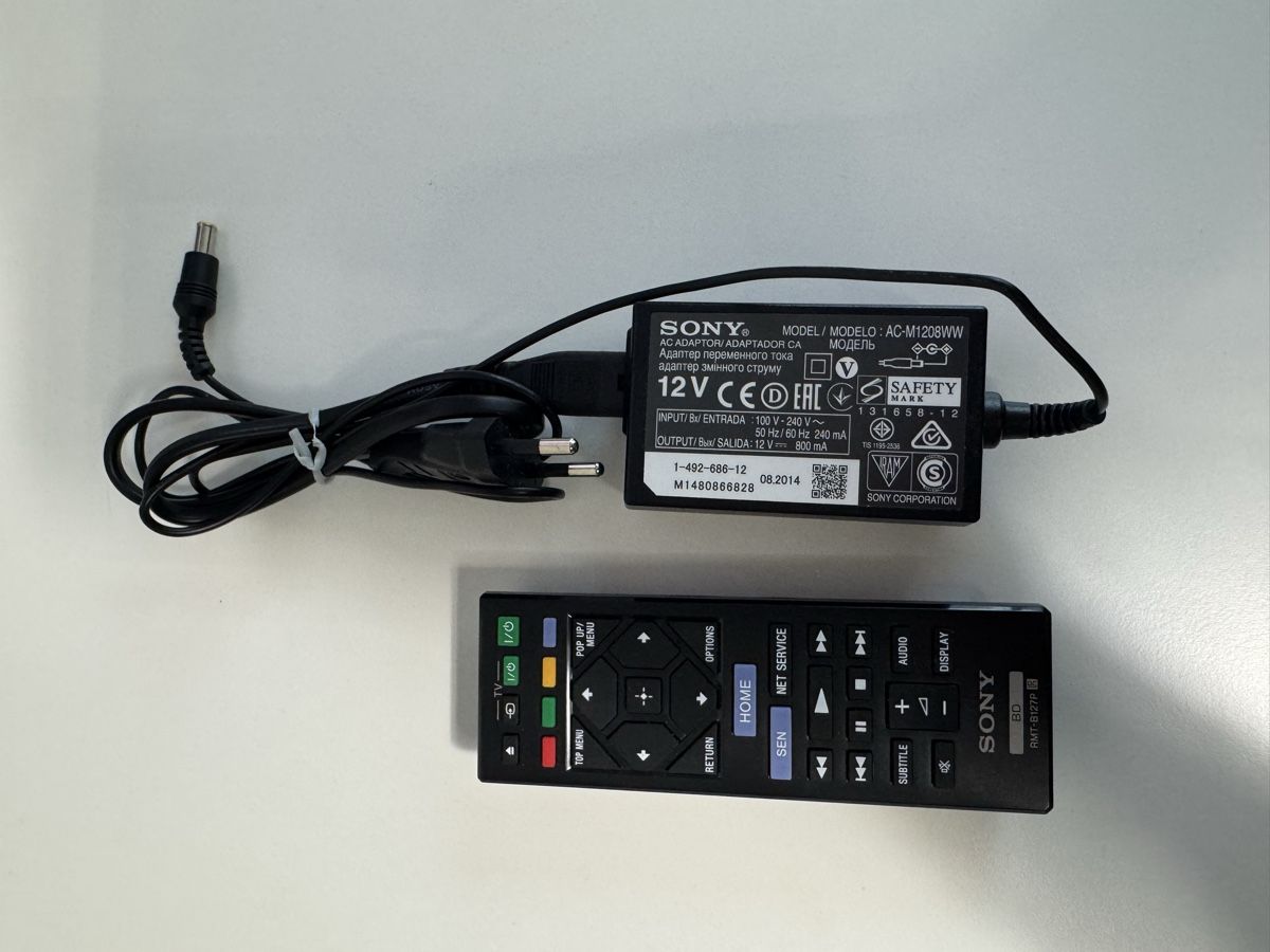Tutti i DVDs: Sony BDP-S5200 3D Blu-ray-/DVD-Player mit WLAN – Usato da Rüti ZH venduto da alp3108 5