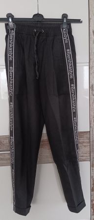Stoffhose Gr. XS / Bershka