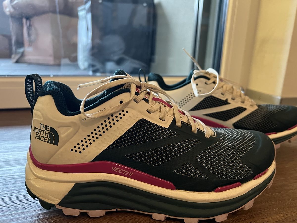 North Face Scarpe da donna: The North Face VECTIV ENDURIS FUTURELIGHT W – Usato da Nänikon venduto da sam_7nk7 1