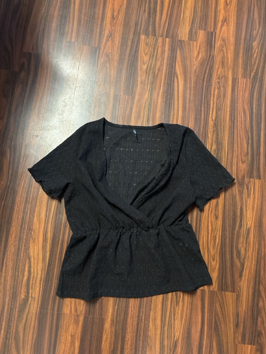 Only Top: Party Top von Only Gr M – Nuovo (secondo la descrizione) da Bönigen venduto da gos_f6ss