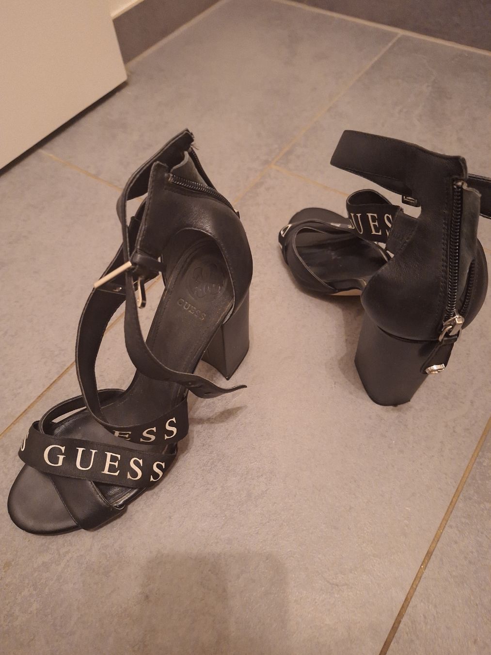 Guess Damenschuhe: Guess Highheels wie neu – Neu (gemäss Beschreibung) aus Neuhausen von eliana2