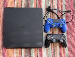     PlayStation 4 Slim