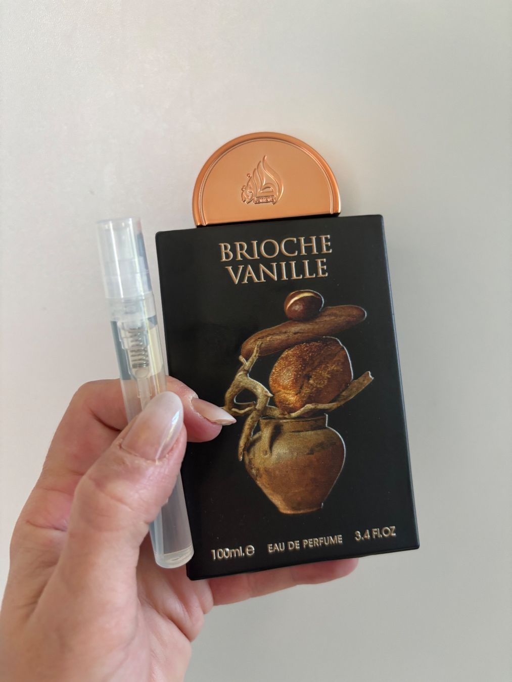 Lattafa Profumi & Eau de Toilette: Brioche Vanille Lattafa Pride EDP5ML – Usato da Zürich venduto da deruja