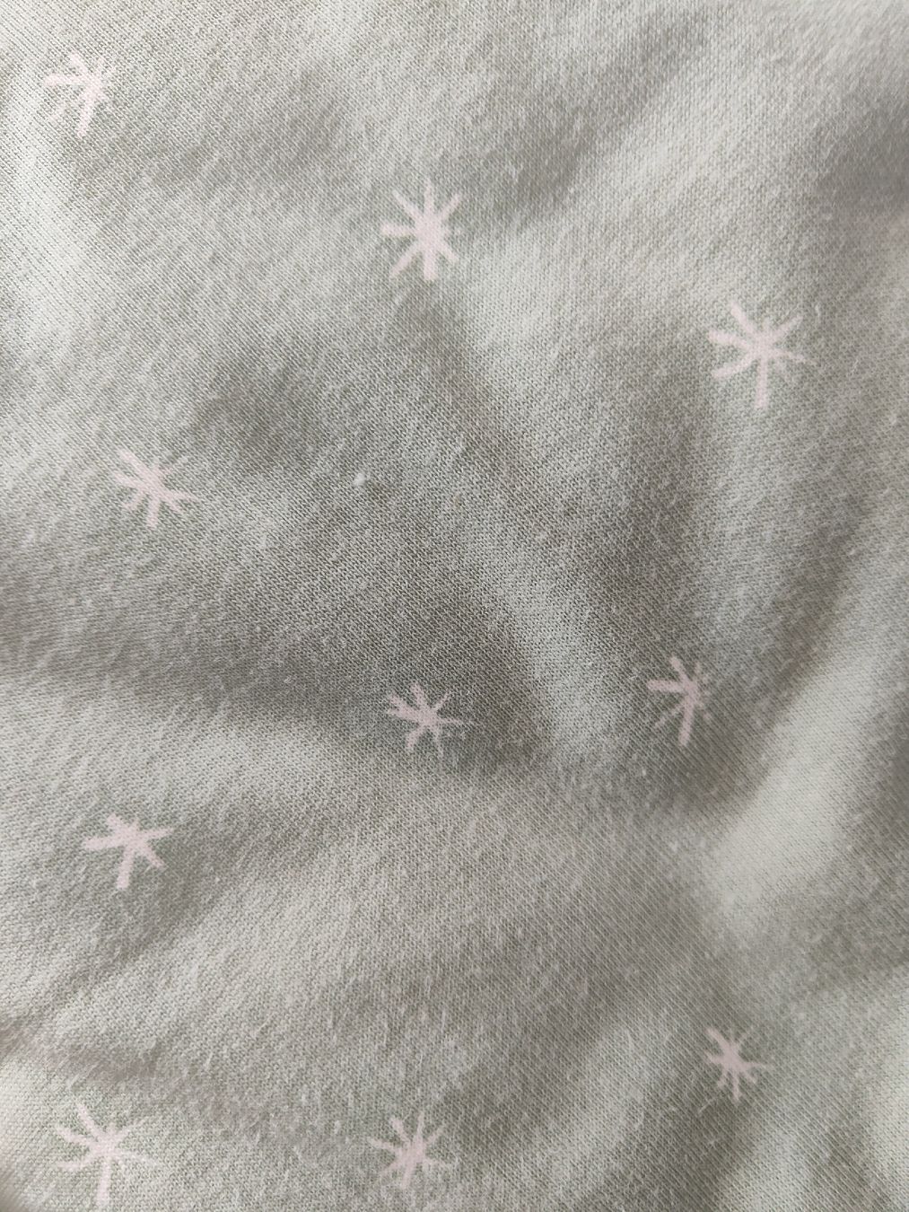 Biancheria da letto: Mintfarbenes Kinderbettanzug mit Sternchenmuster – Usato da Kriens venduto da Ivana4 3