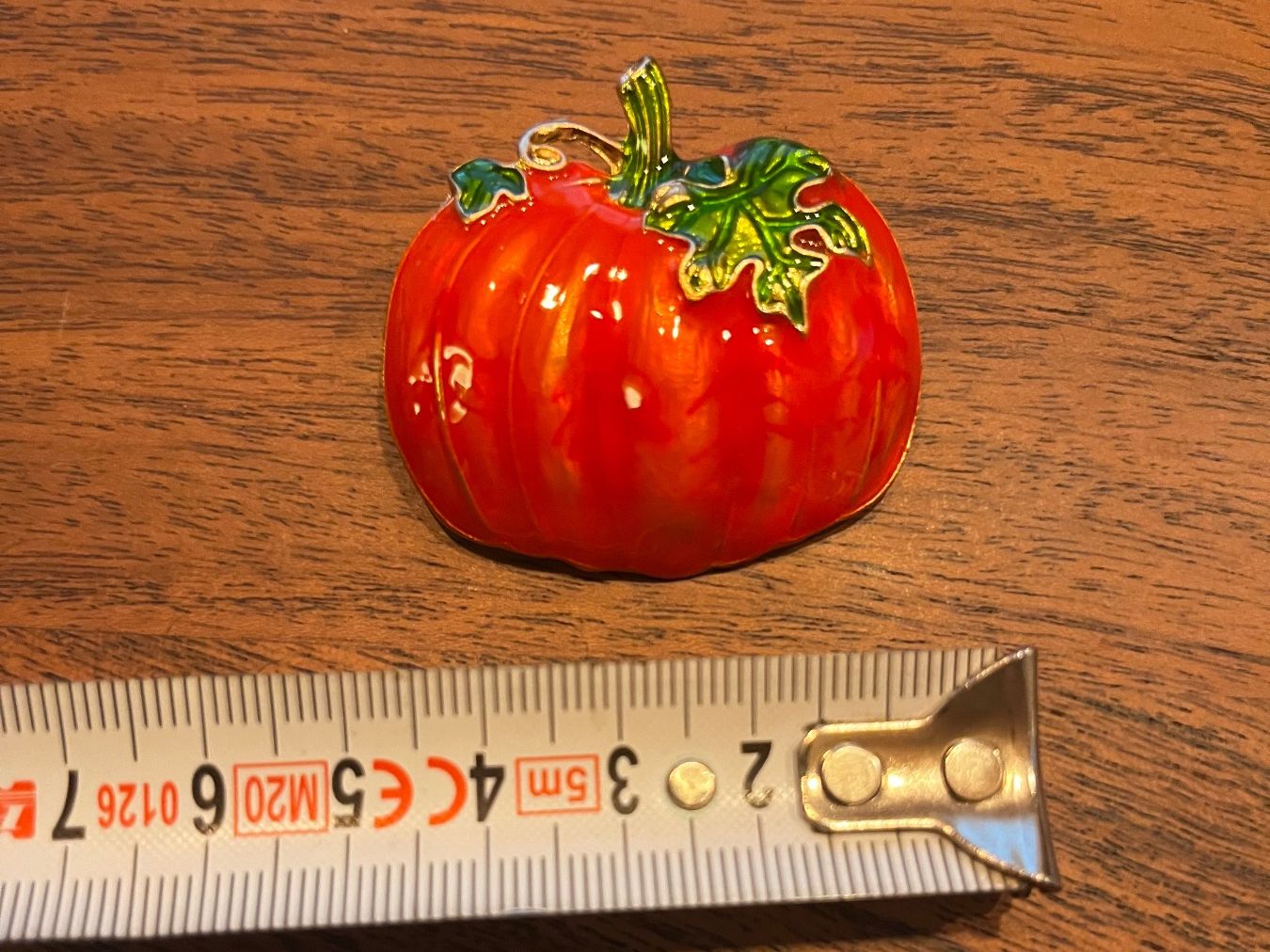 Spille & Fermagli: Herbstliche Kürbis Brosche, Emaille – Nuovo e nell'imballaggio originale da Gams venduto da Mariawicca 4
