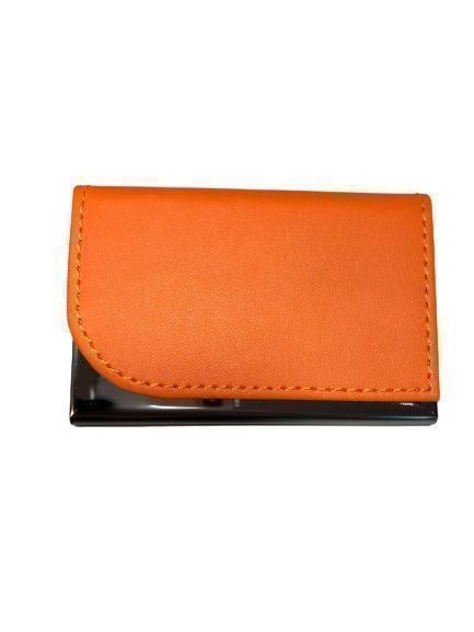 Altro in  Abbigliamento & Accessori: Kreditkartenetui Orange – Nuovo e nell'imballaggio originale da Seuzach venduto da Max1212
