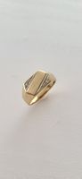 Traumhafter Herrenring mit Brillanten  in 18 Karat Gold 