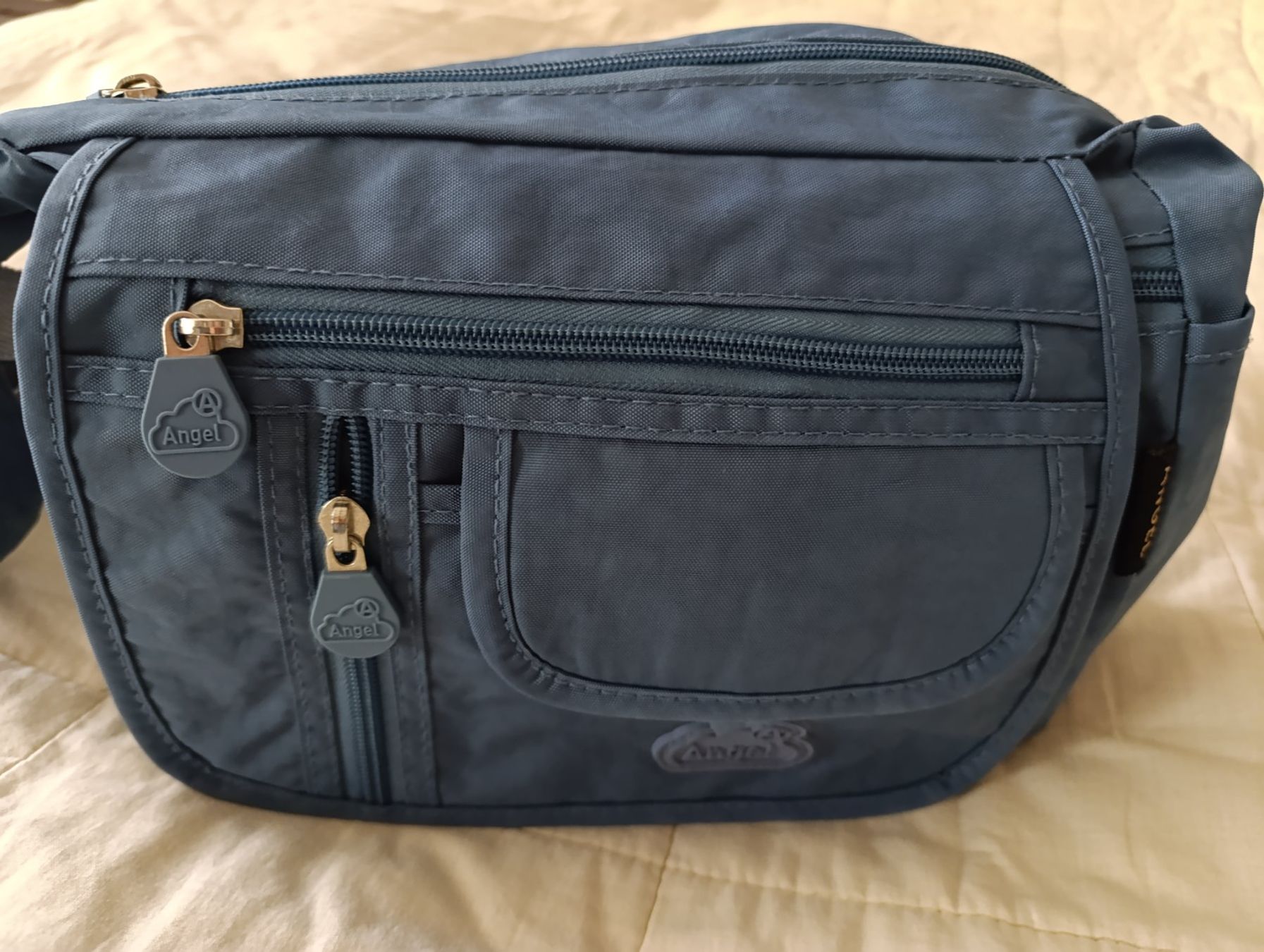 Borse da donna: Sac à main bleu – Nuovo (secondo la descrizione) da St-Cergue venduto da Neviana 2