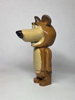 Marsha and the bear - The Bear