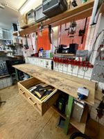 Werkbank mit Schubladen und Ablagen Stahl Holz vintage
60