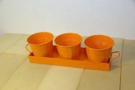 Dekoration / Blumentopf / Vase / Übertopf