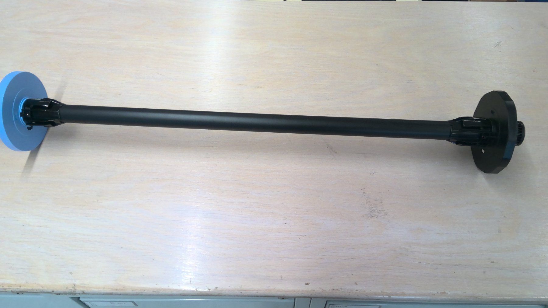 Hewlett Packard Stampanti: Diverse HP-Papierspindeln für Plotter + 3" Spindeladapter – Usato da Fehraltorf venduto da loremgmbh 3