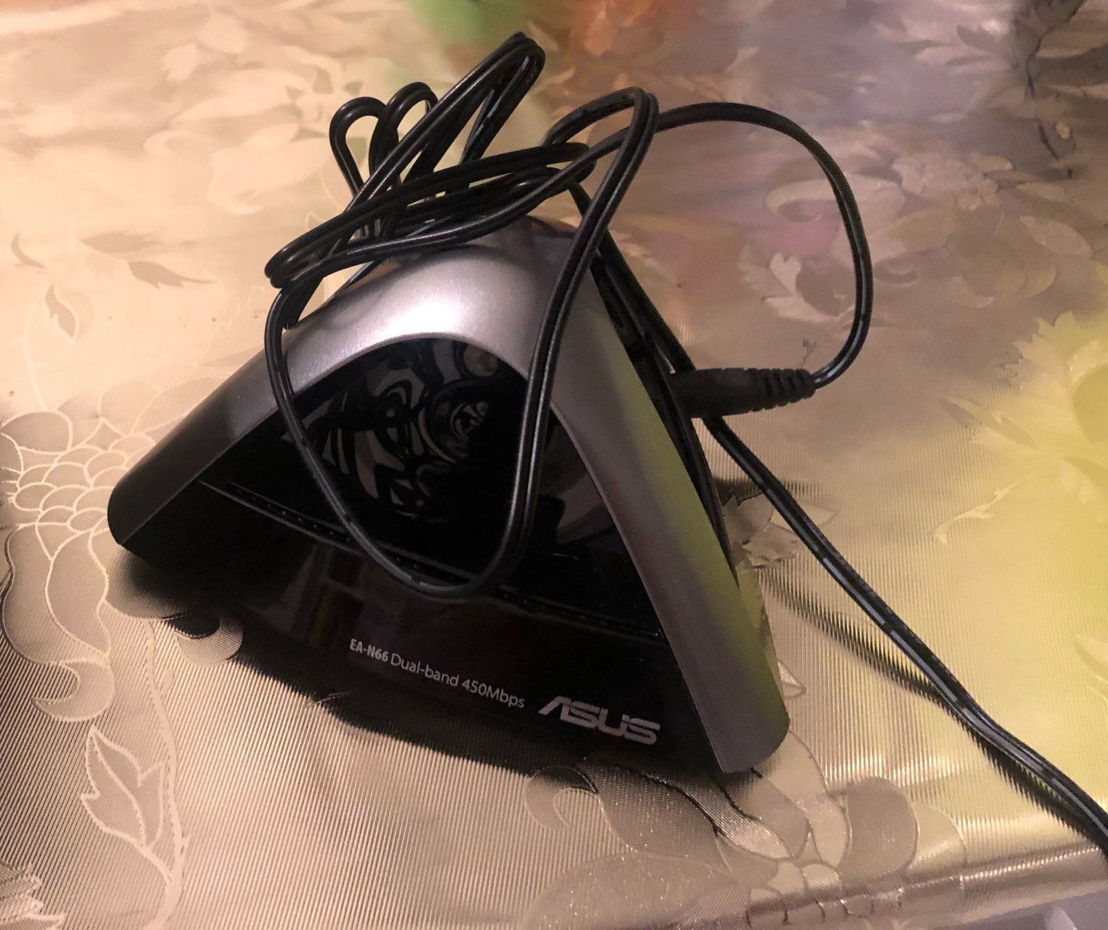 Asus WiFi: Asus EA-N66 Dual-band 450 mbps – Usato da Zürich venduto da dojoal64