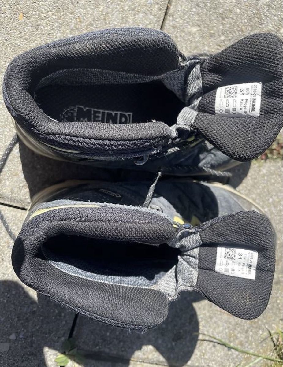 Scarpe per ragazzi: Sehr gut erhaltene Wanderschuhe Meindl Gr. 31 – Usato da Uitikon Waldegg venduto da Kappeli_17 2