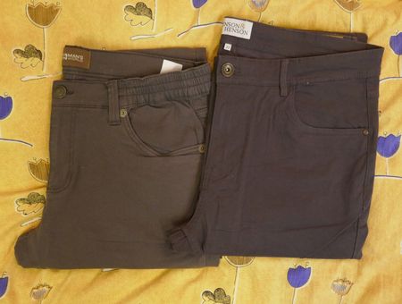 2 Hosen . MAN'S World (26) und Henson&Henson (27) . 2 Hosen