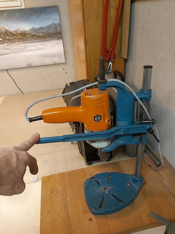 Trapani: Bohrständer mit Bohrmaschine – Usato da Stalden (Sarnen) venduto da chr_s5xx 2