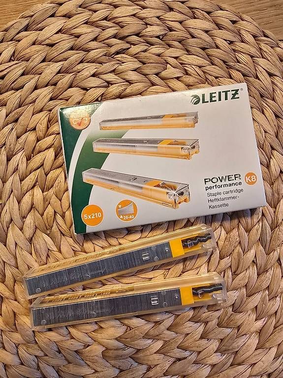 Leitz Macchine rilegatrici: LEITZ Heftklammer-Kassette K8 – Nuovo (secondo la descrizione) da Dörflingen venduto da PURGE