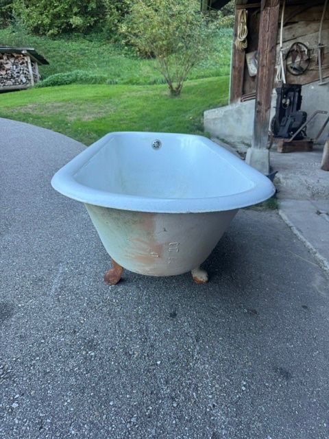 Baignoires: Badewanne Guss – D'occasion à Willisau par Marbu71 1