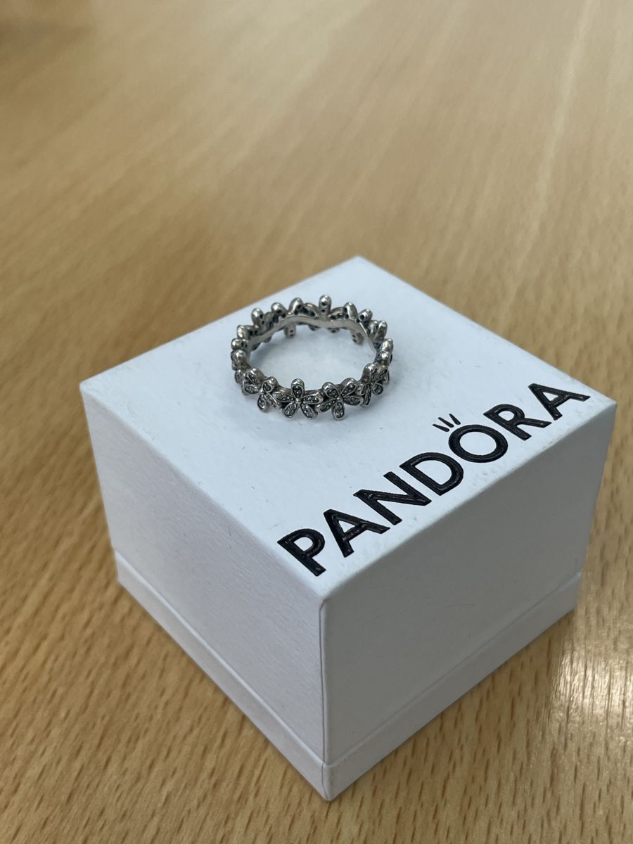 Pandora Anelli: Pandora Ring Blumen Design – Nuovo (secondo la descrizione) da Schwerzenbach venduto da Chxpsyy
