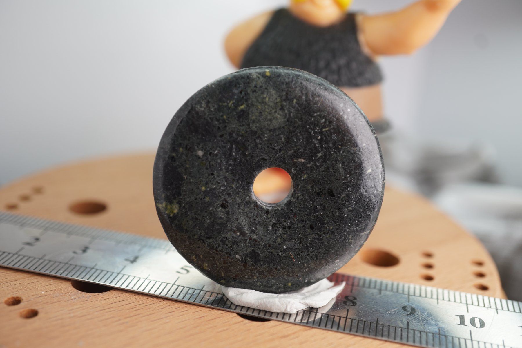 Minéraux & Lithothérapie: Kimberlit    Pi Scheibe ca40mm   Ab 1.-(1) – Neuf avec emballage d'origine à Eschenbach SG par topstone 1