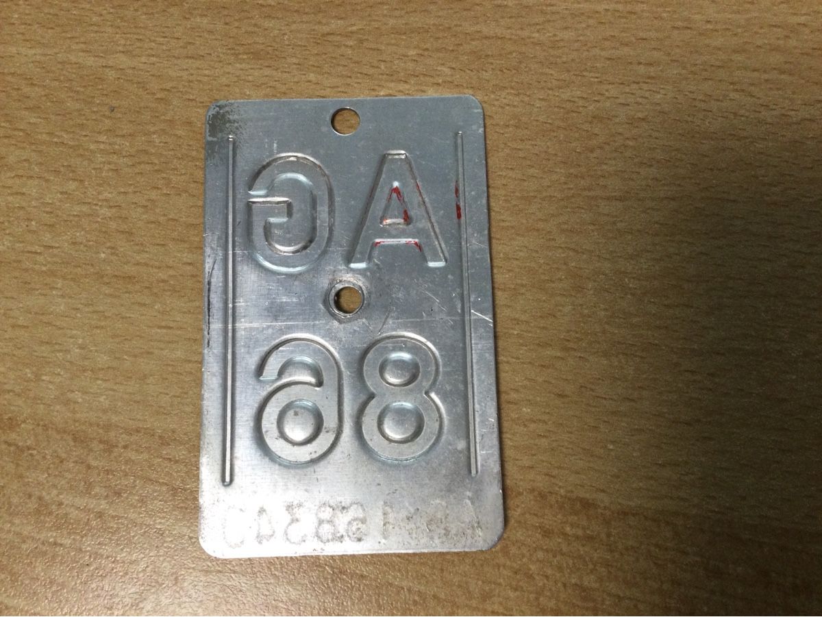 Insegne: Velo Nummer AG 86 guten Zustand  – Usato da Basel venduto da vat_lp8z 1