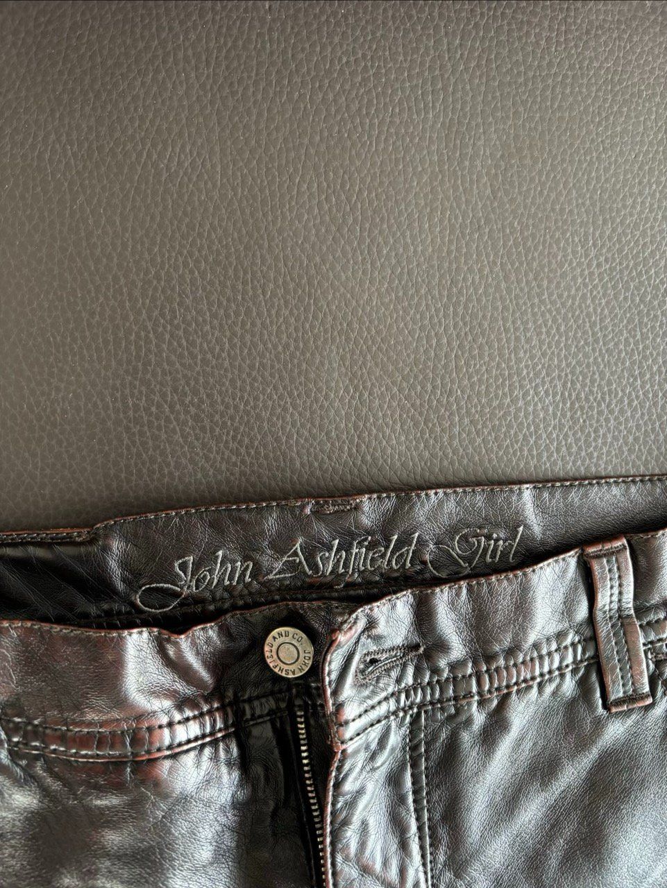 Pantaloni: John Ashfield Girl Hose, Grösse 30 – Usato da Thalwil venduto da Arleen 1