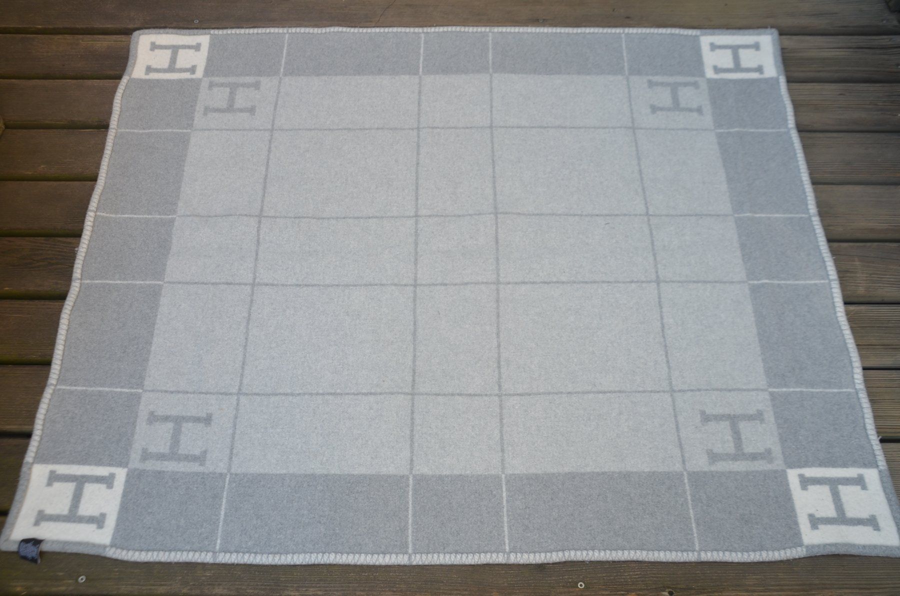 Hermès Coperte: Hermès Decke / plaid – Usato da Collonges venduto da Auganien 1
