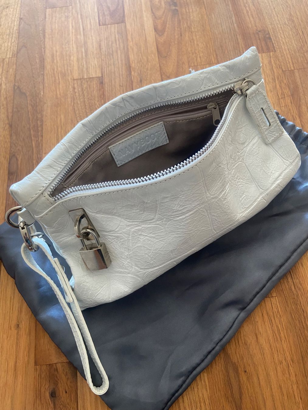 Navyboot Borse da donna: Navyboot Leder Clutch in Weiss, NEU – Nuovo e nell'imballaggio originale da Bäch SZ venduto da manda8806 2