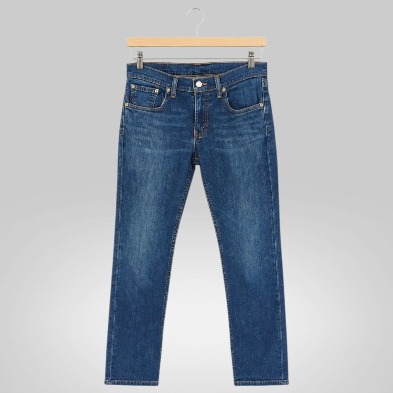 Levi's Jeans: Levi's 511 W29 L30 État superbe – Usato da Le Locle venduto da Threads_CH